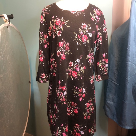 Karen Scott sport dress. Size Large. Floral long tee shirt dress - Picture 1 of 6
